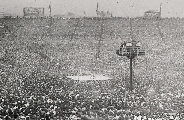 Ντέμπσεϊ – Τάνεϊ: Ο αγώνας των 120,557 θεατών (23/9/1926)